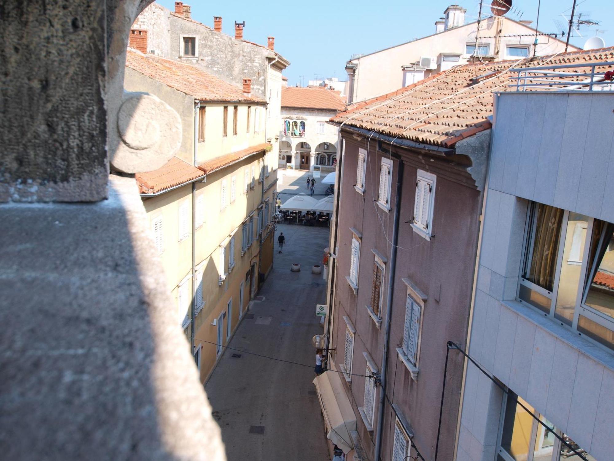 Studio On Main Pedestrian Street Apartment Pula Cameră foto